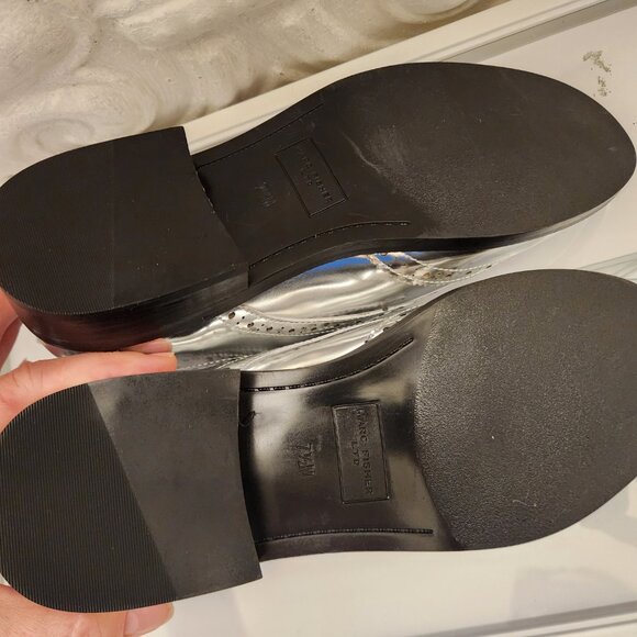 Marc Fisher Silver Leather "Perrie" lace up oxfords. Women. Size Various. NIB - Picture 9 of 12